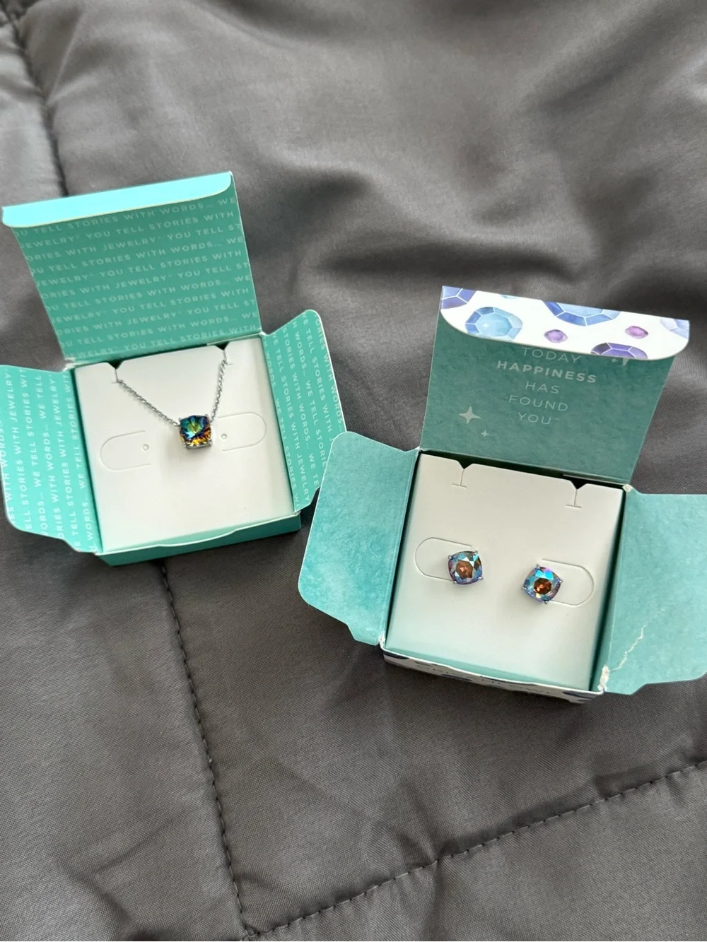 Origami Owl Iridescent Blue-Green Crystal Necklace & Clara Stud Earrings Set
